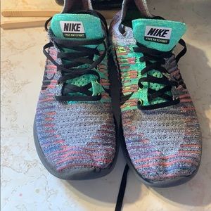Men’s Nike Flynit Free Run- Size 9